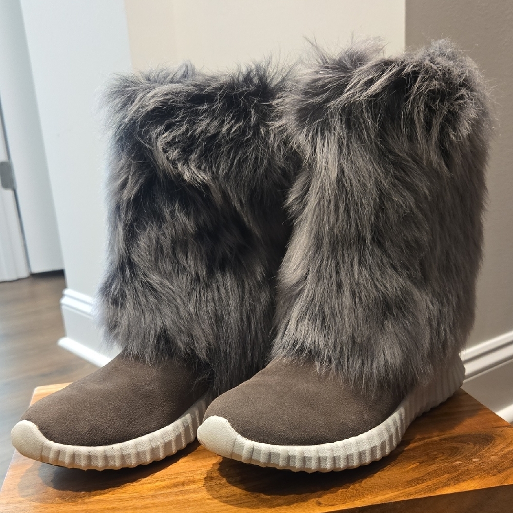 Johnston & MURPHY Gray Faux Fur Winter Boots